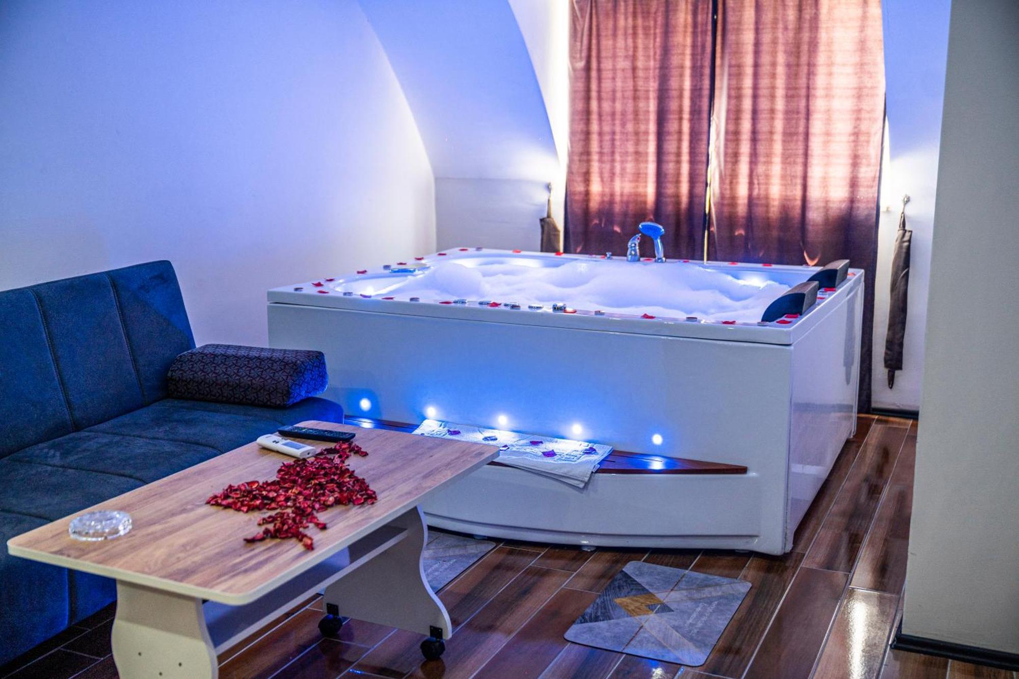 Ayya Suit Hotel Eskihisar Exterior photo